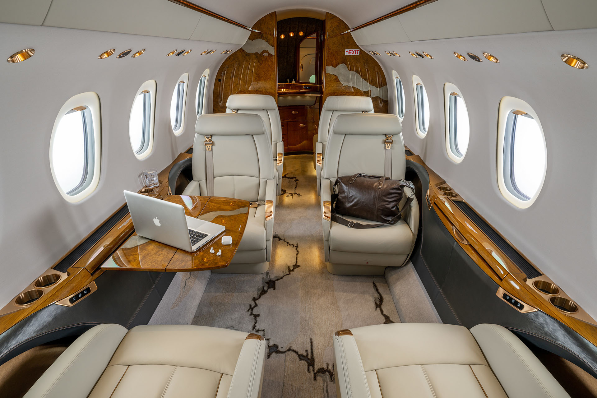 BUSINESS AIRCRAFT OR COMMERCIAL AIRLINES?