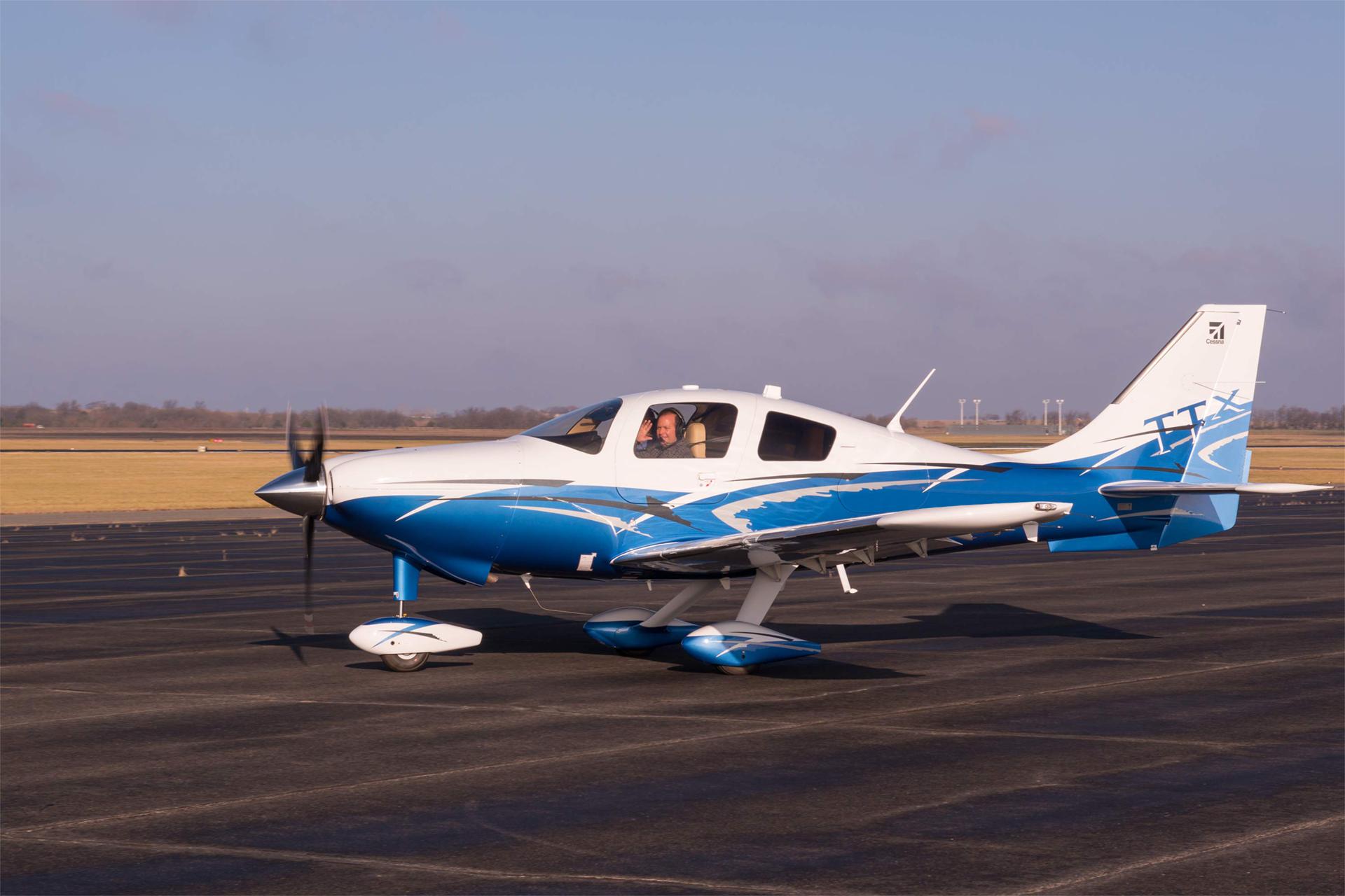 Everything you need to know about Piston Aircraft. The propeller of a piston-powered aircraft is connected to one or more piston-powered engines.